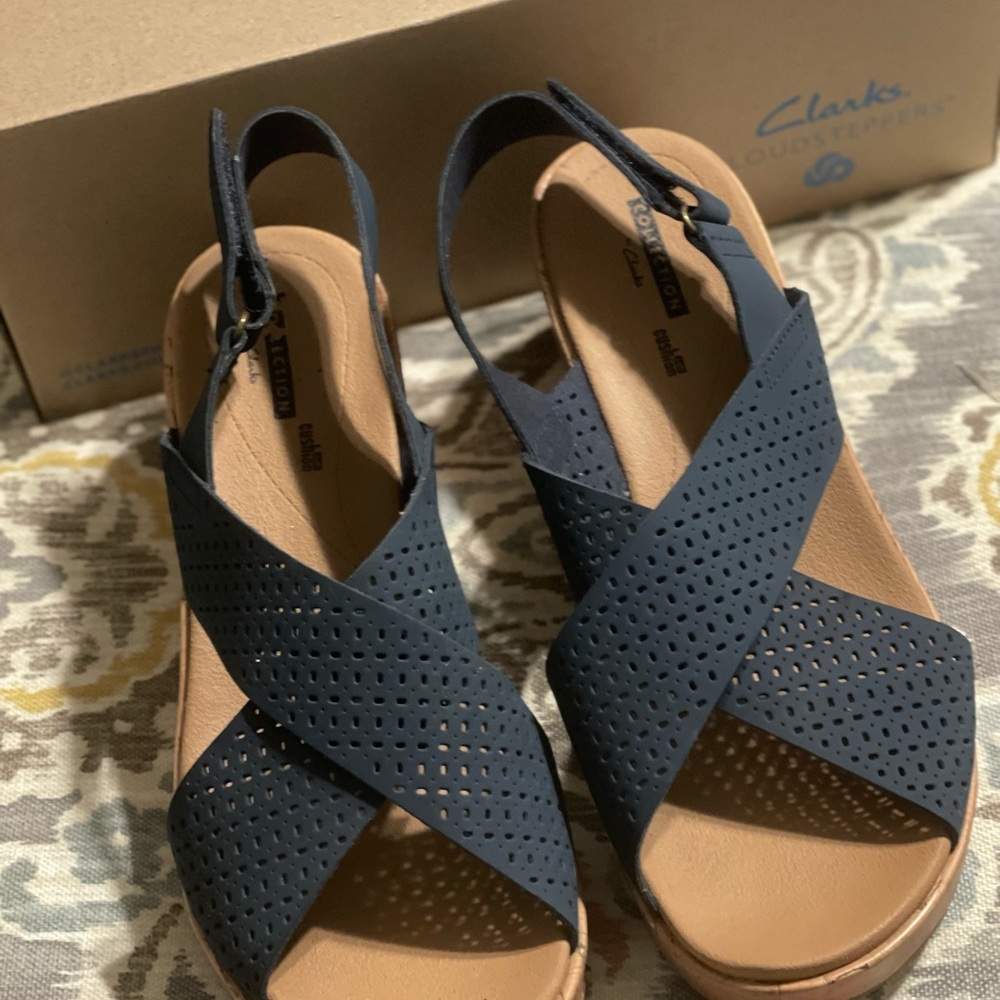 Clarks Women's Navy Wedge Sandals